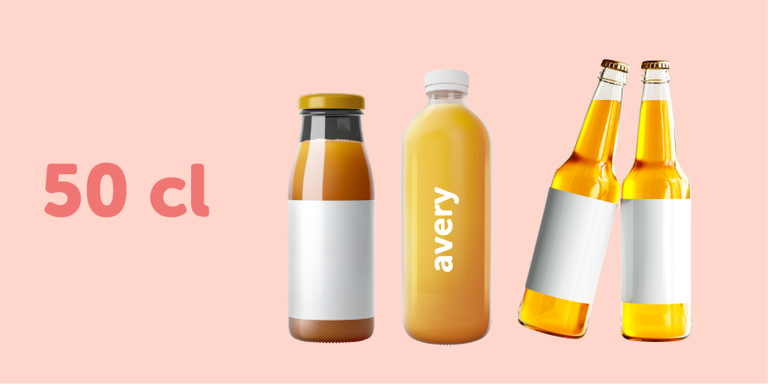 Quatro garrafas de vidro de 50cl de formatos diferentes com etiquetas coladas para indicar a etiqueta ideal para cada uma