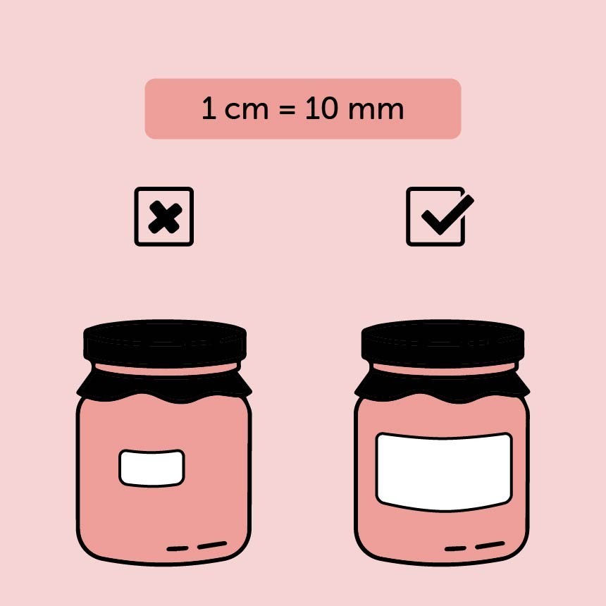 Dois potes estilizados com etiquetas. Indicação do tamanho correto das etiquetas com sinal 1 cm = 10 mm
