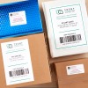 4 caixas com etiquetas adesivas personalizadas para envio