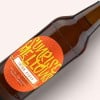 Garrafa de cerveja de vidro com etiqueta adesiva personalizada com a inscrição Sunrise Mellows